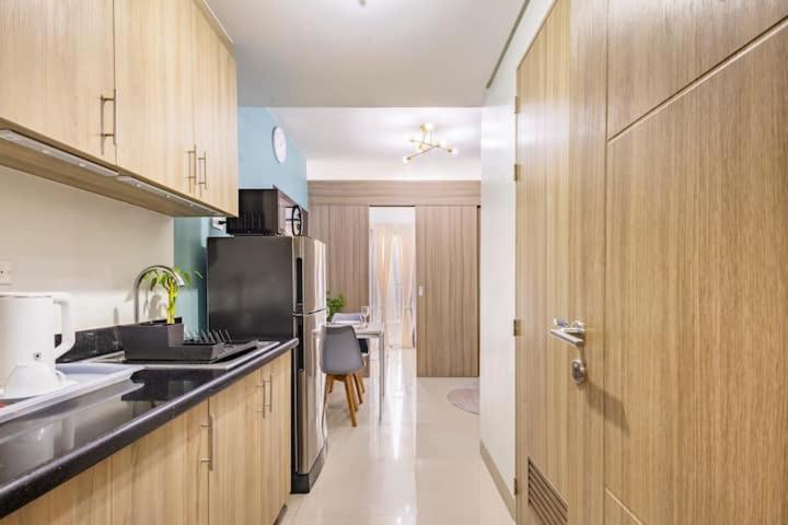 Shore 2 Residences 1Br Deluxe Room In Moa Complex Manila Ngoại thất bức ảnh